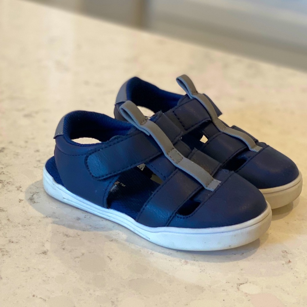 Cat & Jack Navy Boys Sandals 7T